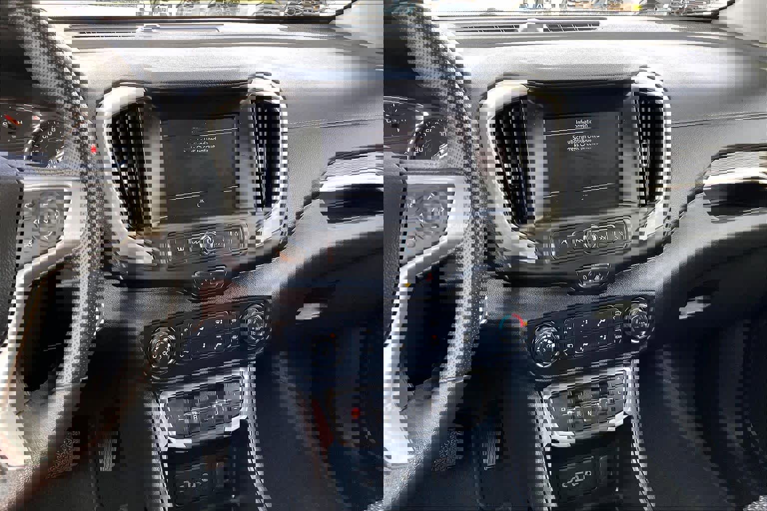 Used 2024 GMC Terrain SLE image 6