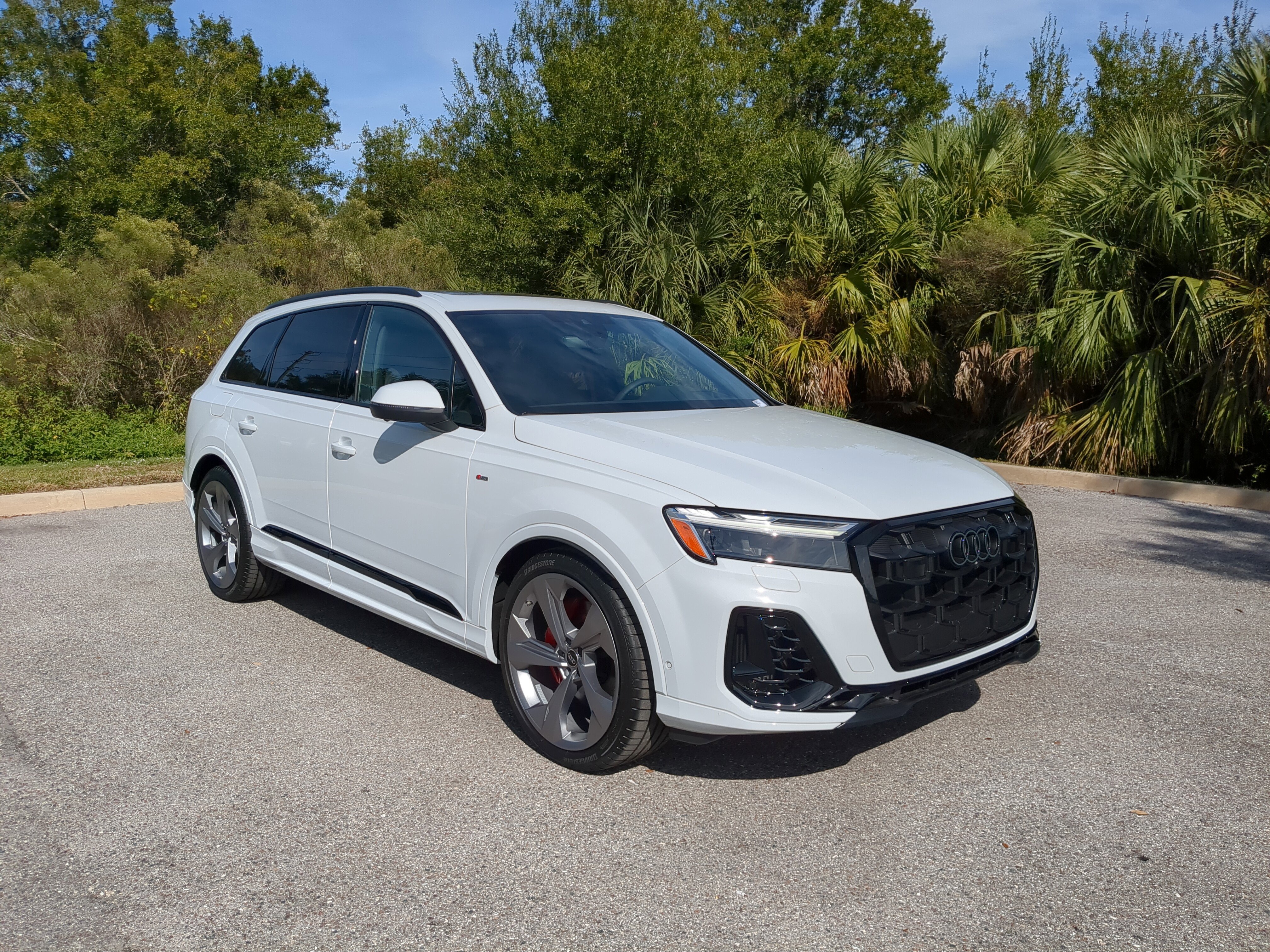 New 2026 Audi Q7 3.0T Prestige