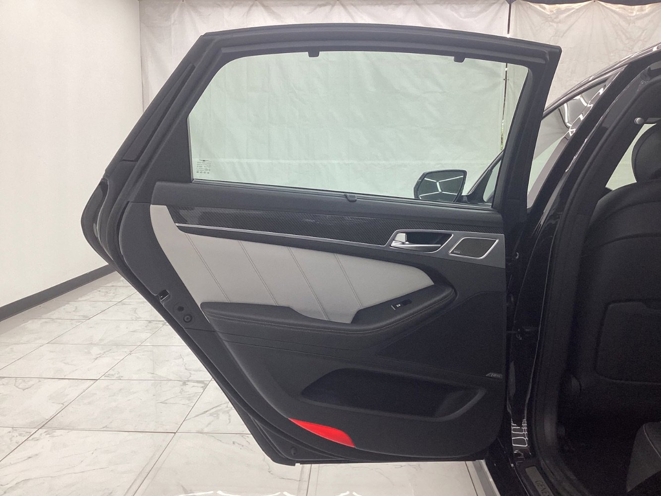 Used 2018 Genesis G80 3.3T Sport image 24