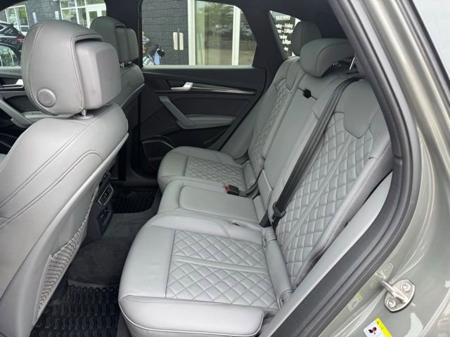 Used 2023 Audi SQ5 Premium Plus w/ Premium Plus Package AWD/4WD image 39