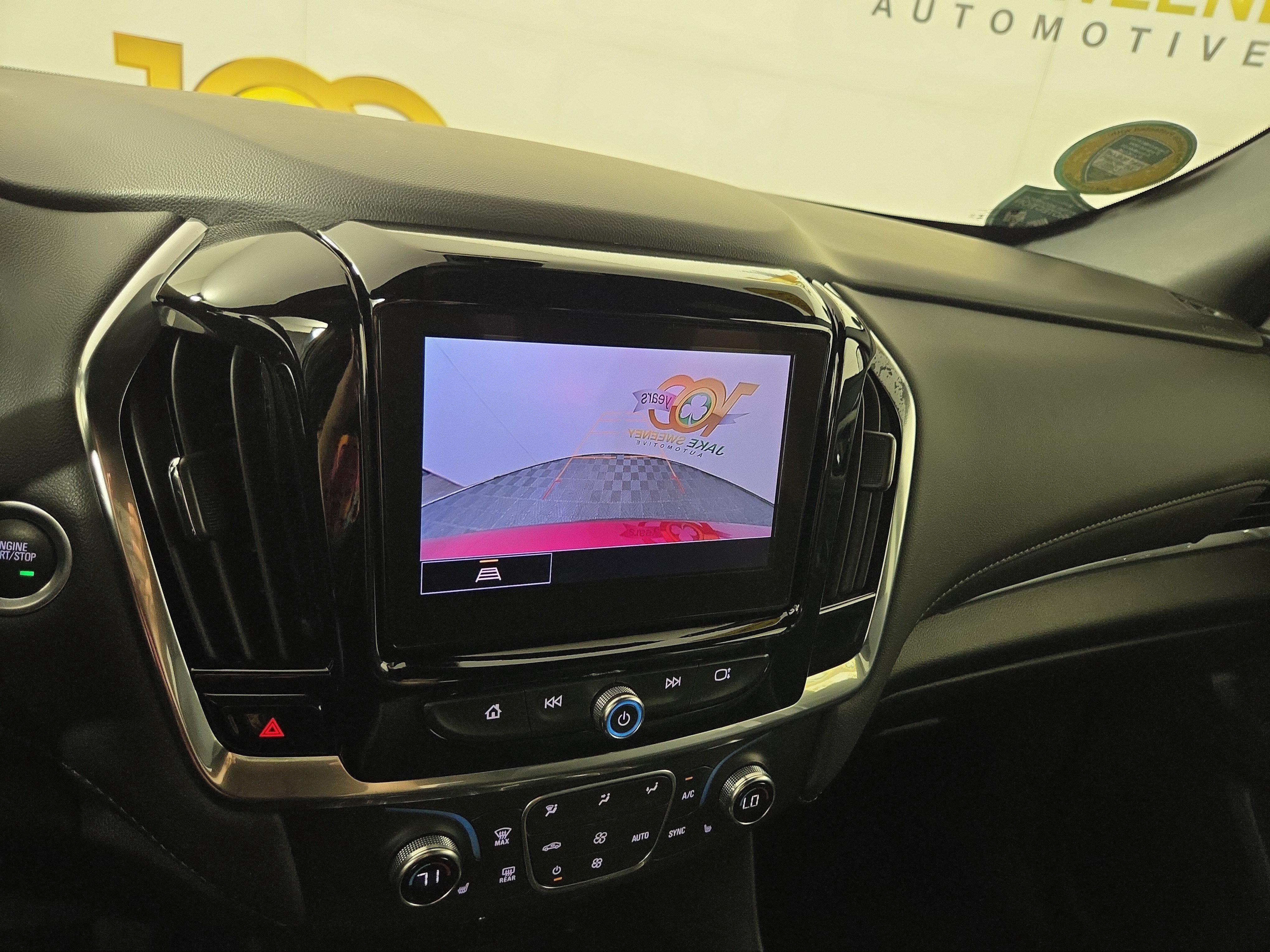 Certified 2023 Chevrolet Traverse LT FWD image 21
