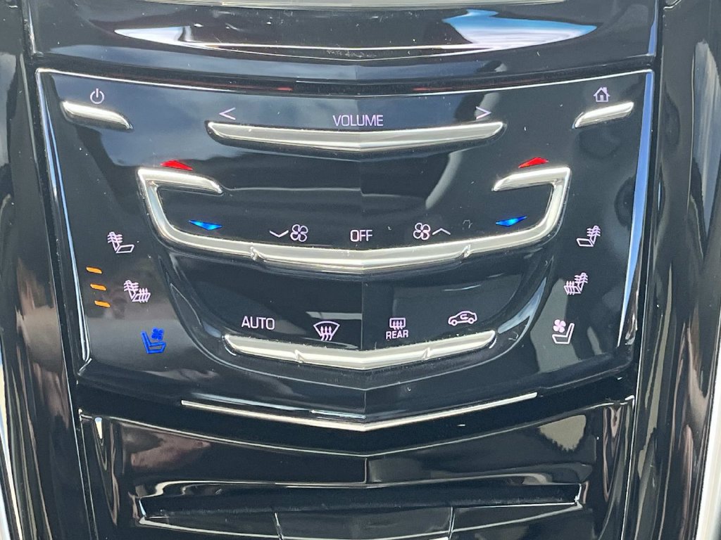 Used 2018 Cadillac Escalade ESV Premium Luxury AWD/4WD image 36