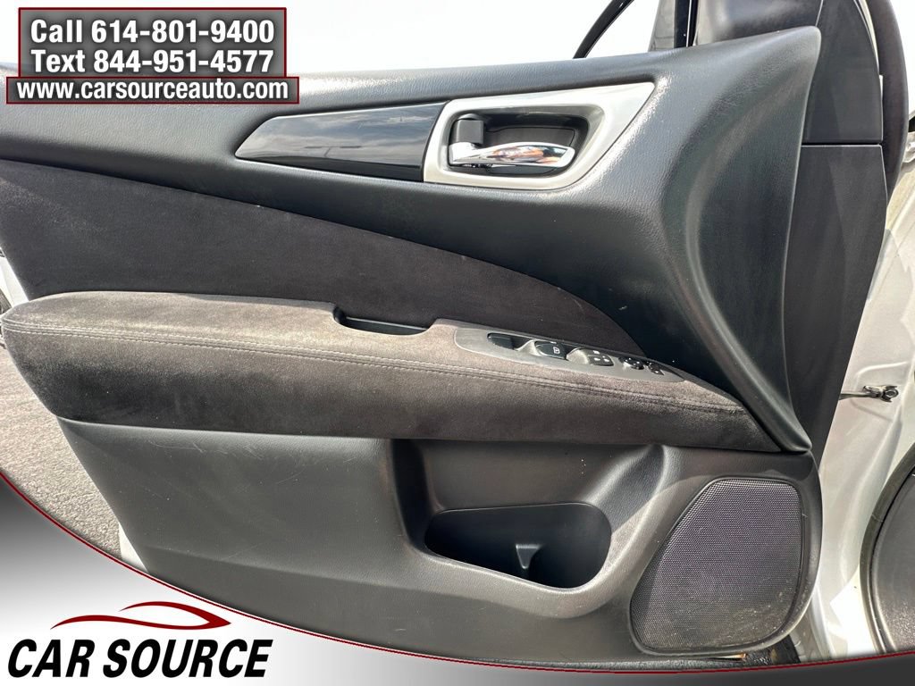 Used 2015 Nissan Pathfinder SV FWD image 15
