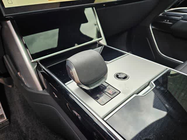 Used 2025 Land Rover Range Rover SE AWD/4WD image 34