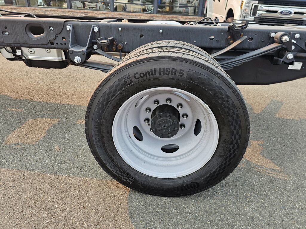 New 2025 Ford F450 XL image 10