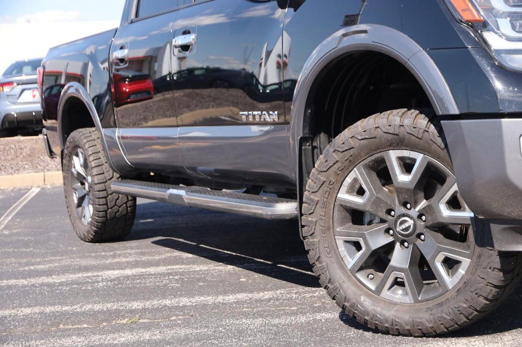 Used 2023 Nissan Titan Platinum Reserve w/ Moonroof Package AWD/4WD image 3