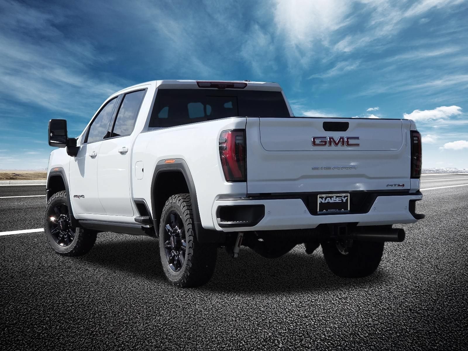 New 2026 GMC Sierra 2500 AT4 w/ AT4 Premium Plus Package AWD/4WD image 20
