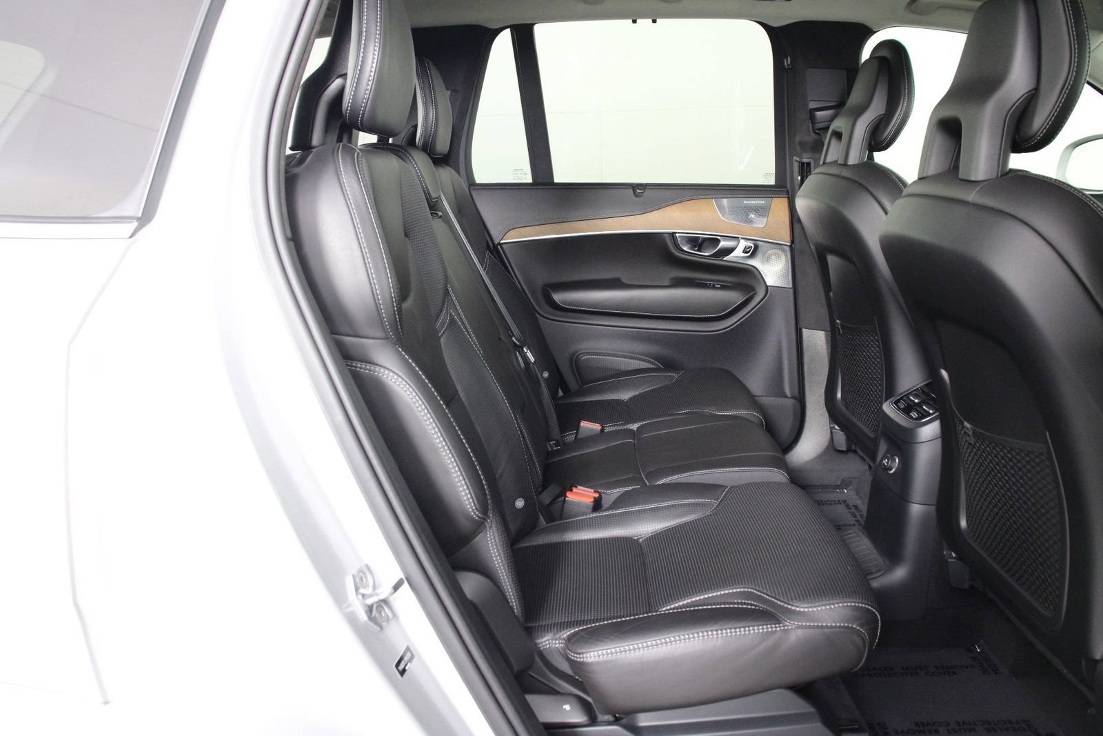Used 2017 Volvo XC90 T8 Inscription w/ Luxury Package AWD/4WD image 30