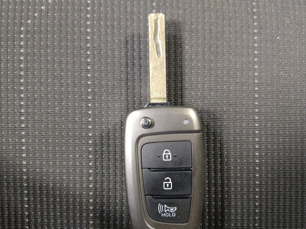 Used 2021 Hyundai Venue SE FWD image 32