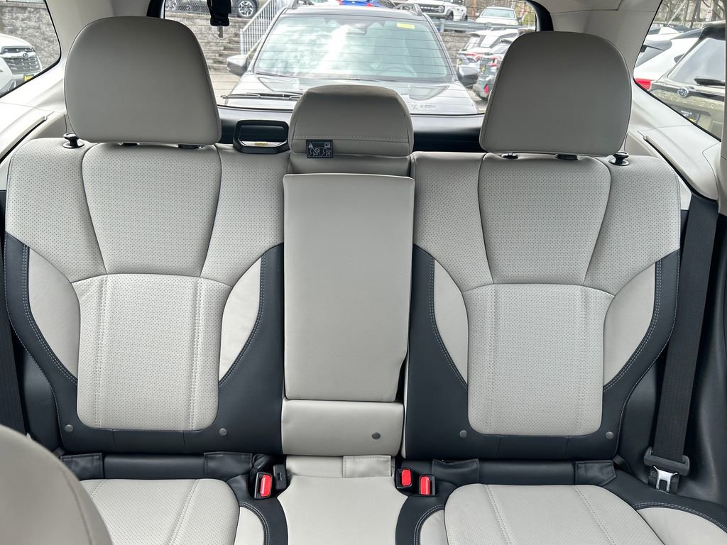 Used 2020 Subaru Forester Limited image 33