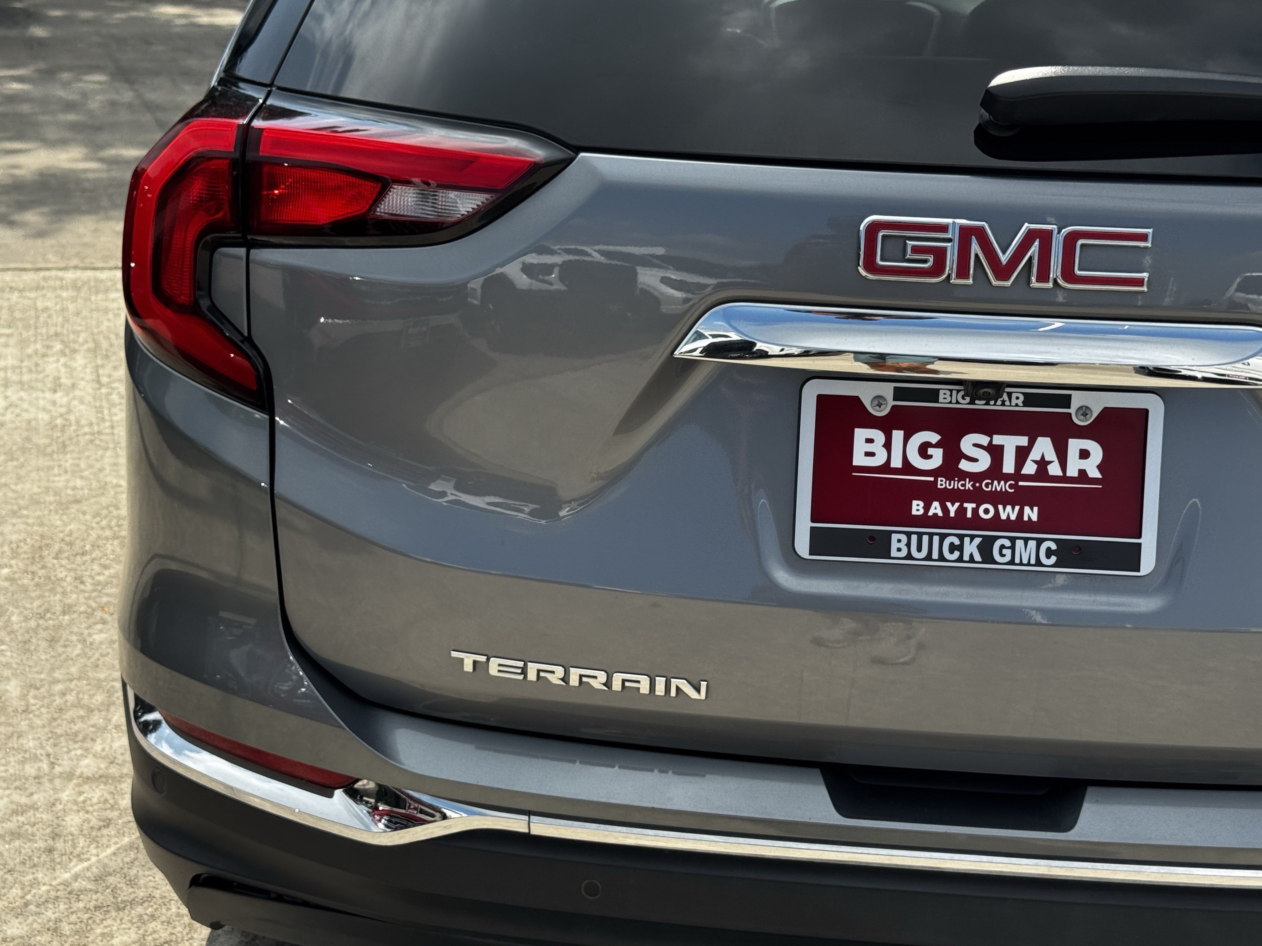 Used 2020 GMC Terrain SLT w/ Preferred Package FWD image 11