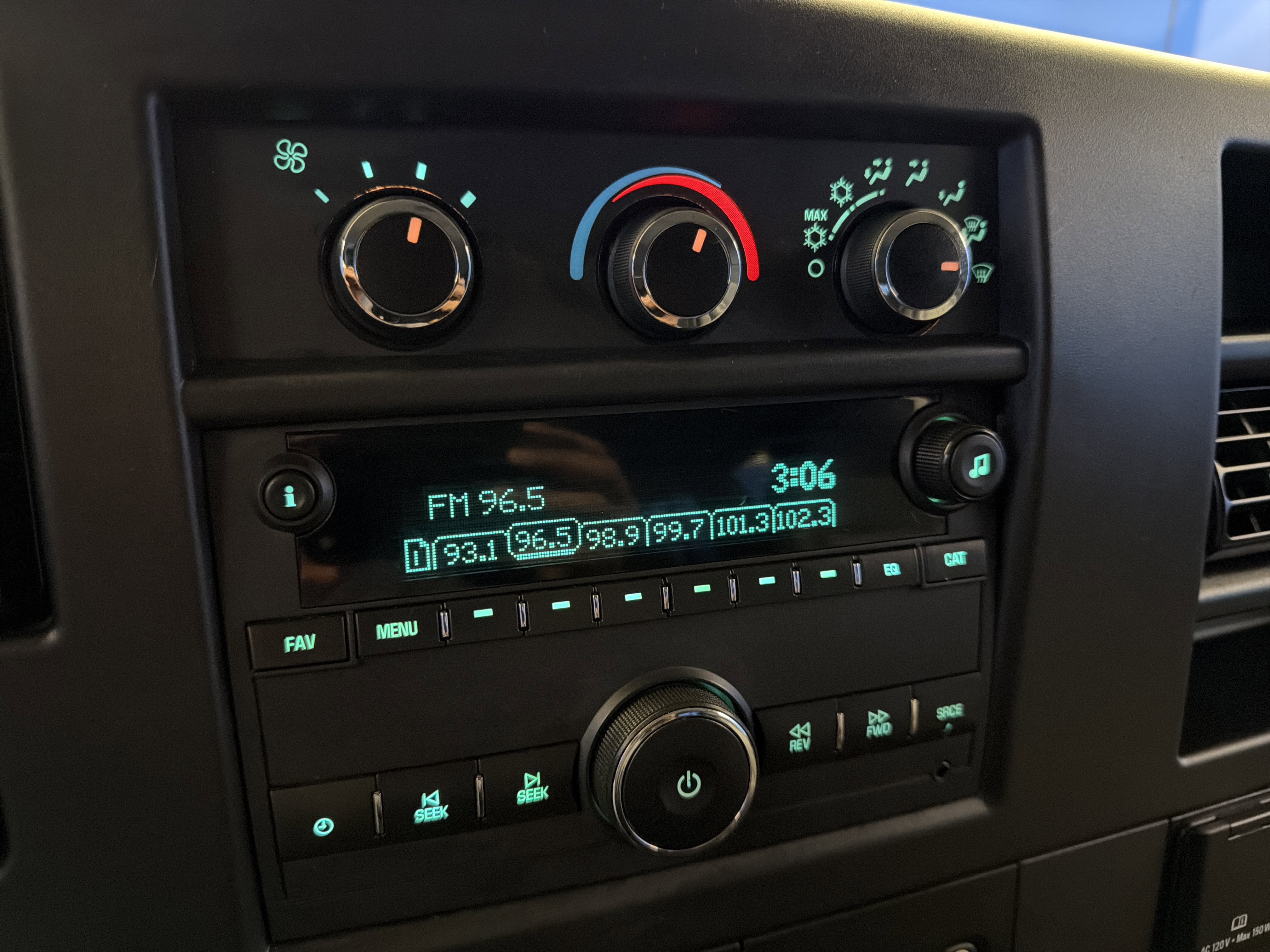 Used 2019 Chevrolet Express 3500 LS image 19