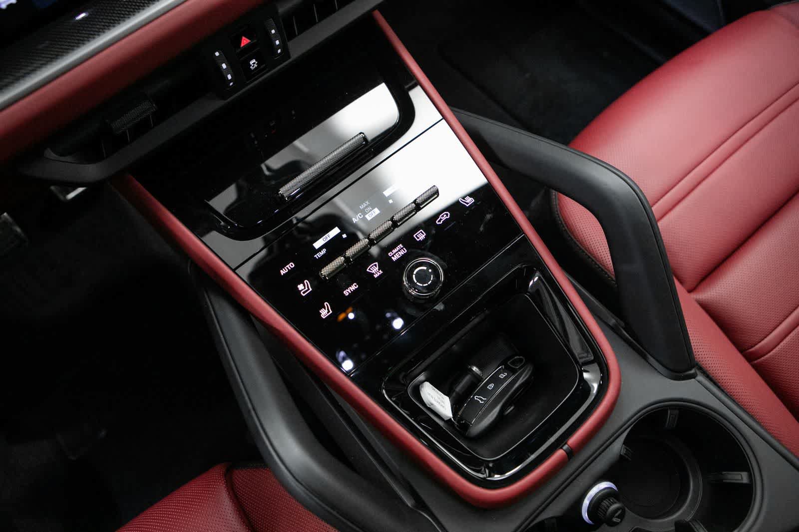 New 2026 Porsche Cayenne Turbo AWD/4WD image 27