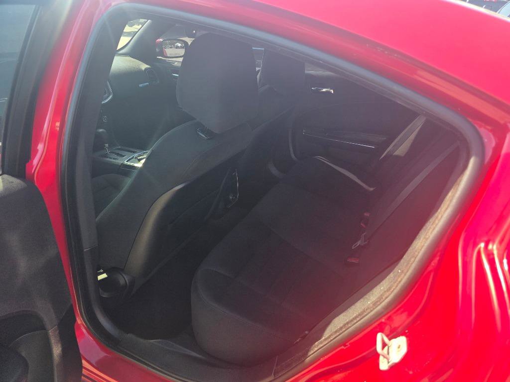 Used 2013 Dodge Charger SE w/ Sport Appearance Group image 7