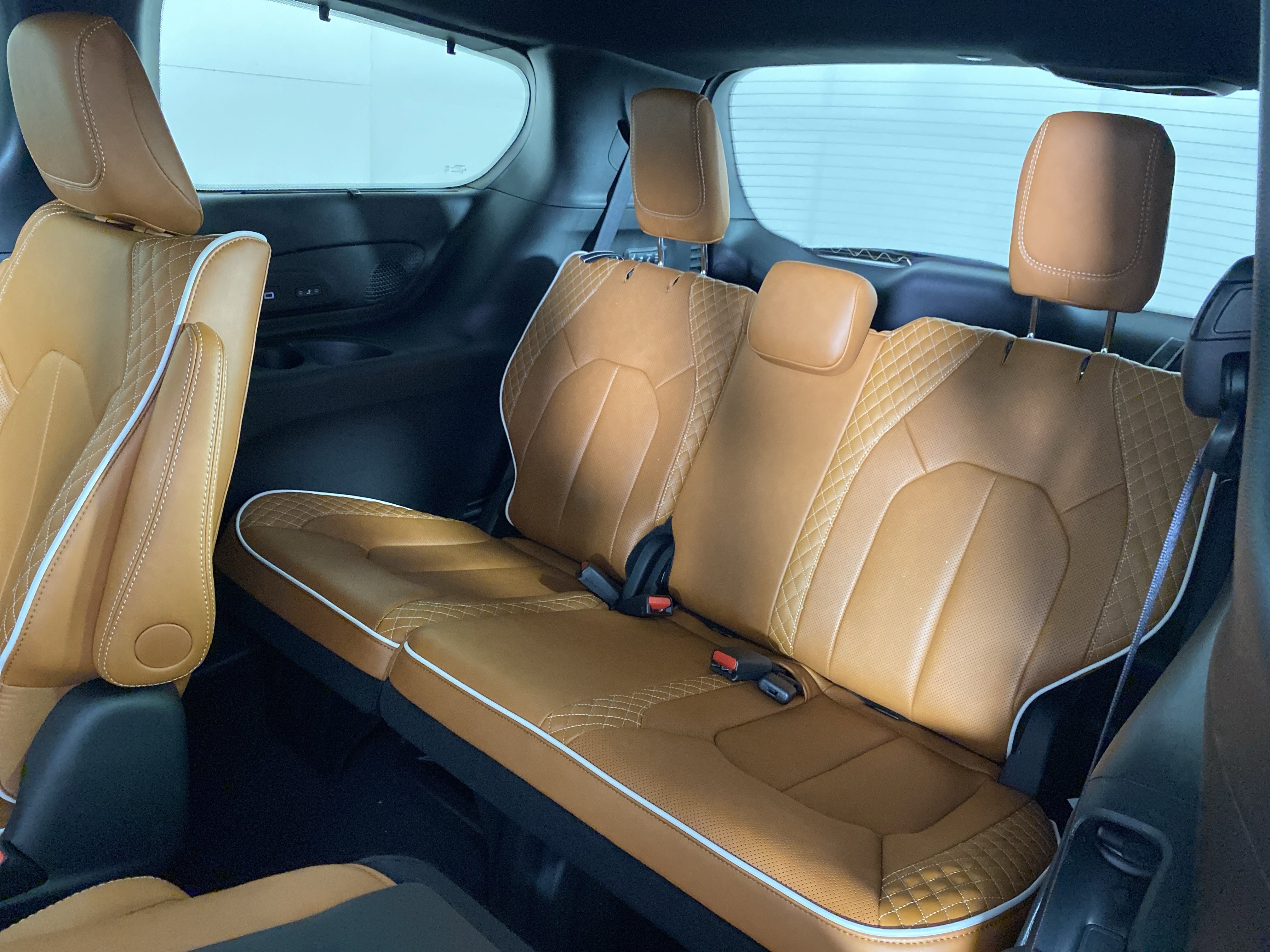 New 2026 Chrysler Pacifica Pinnacle AWD/4WD image 31