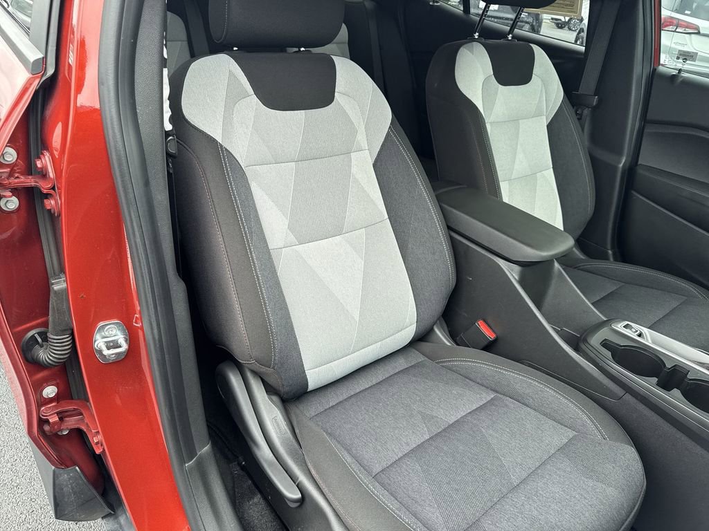 Used 2024 Chevrolet Trax RS w/ Driver Confidence Package image 29