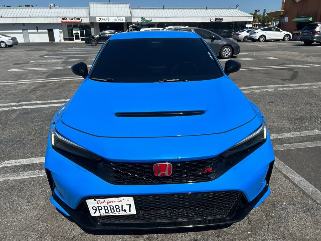 Used 2025 Honda Civic Type R image 2