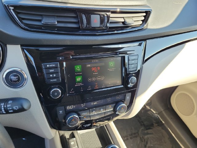 Used 2022 Nissan Rogue Sport SL FWD image 28