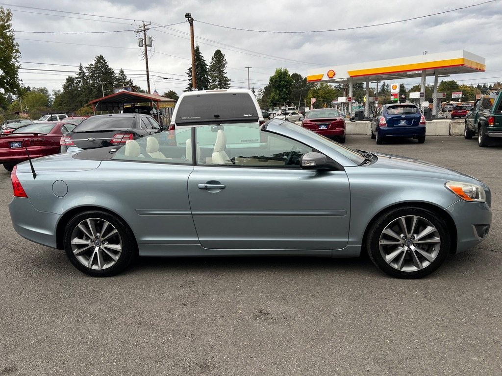 Used 2013 Volvo C70 T5 image 22