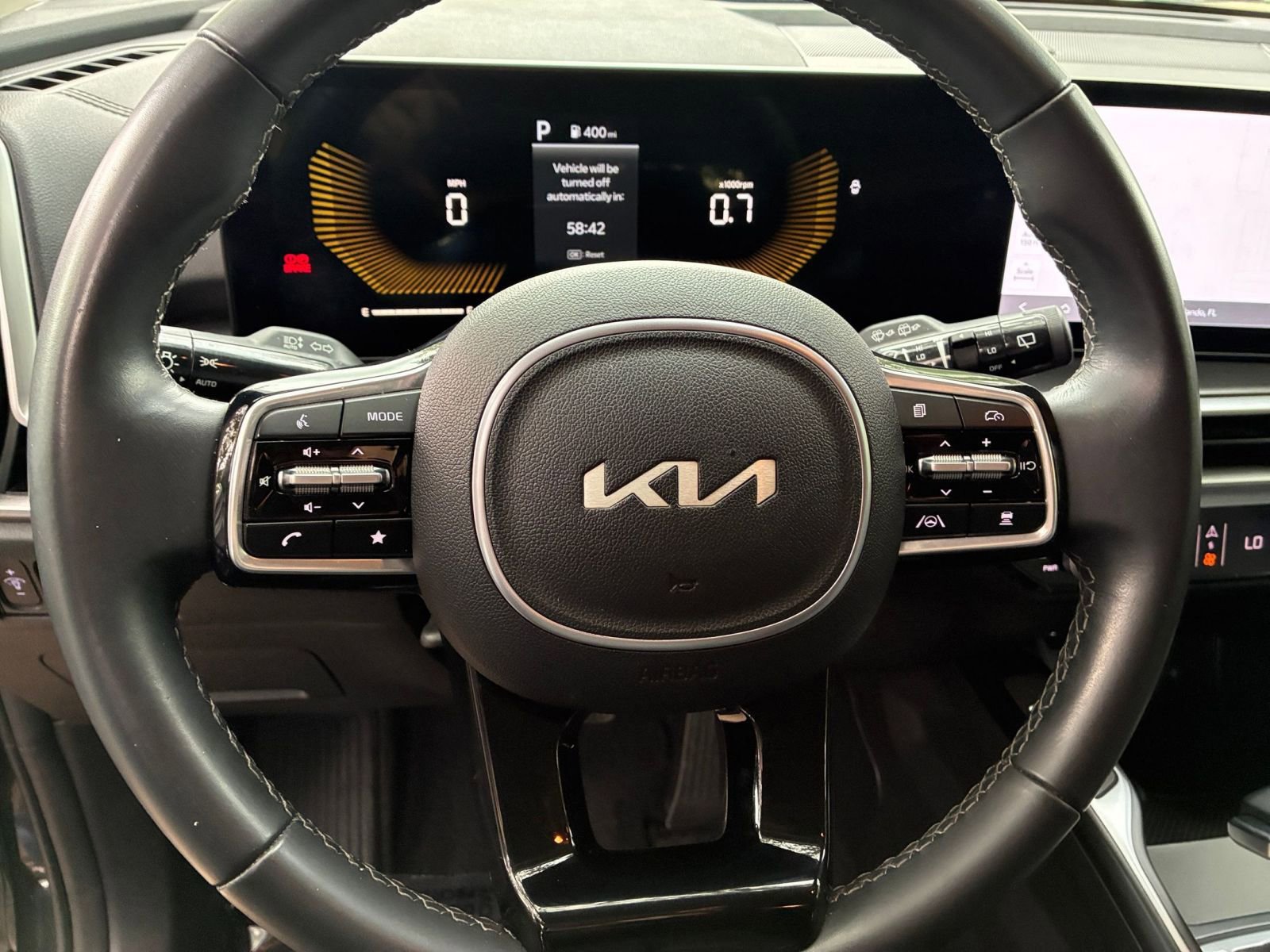 Used 2024 Kia Sorento S FWD image 27