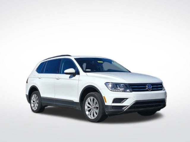 Used 2018 Volkswagen Tiguan SE w/ Panoramic Sunroof Package