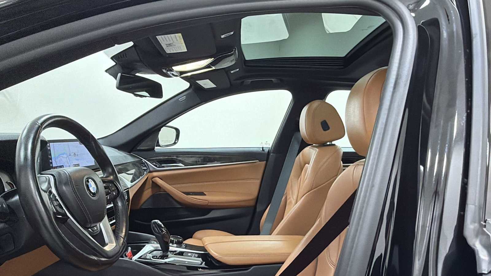 Used 2018 BMW 540i xDrive 540i xDrive image 24