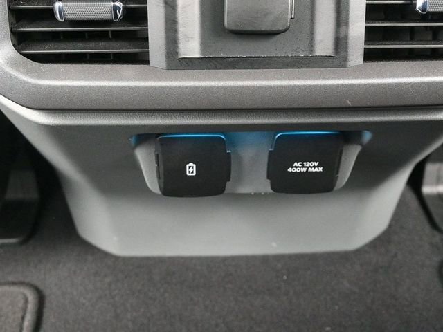 Used 2023 Ford F150 Lariat image 19