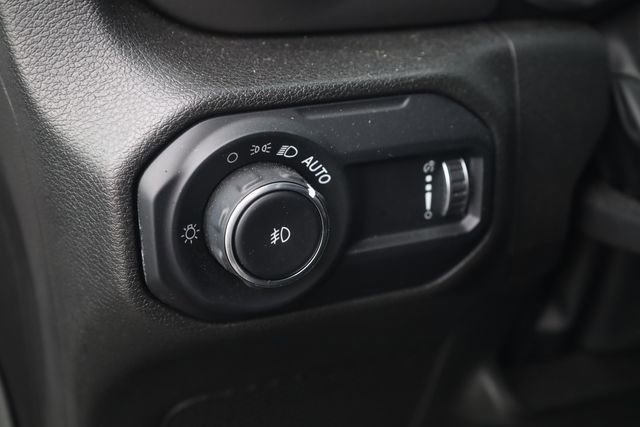 Used 2023 Jeep Wrangler Unlimited Sport w/ Sun And Sound Package AWD/4WD image 10