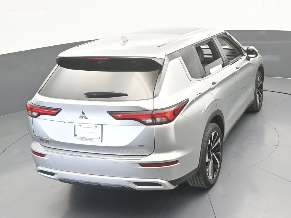 Used 2024 Mitsubishi Outlander SE image 61