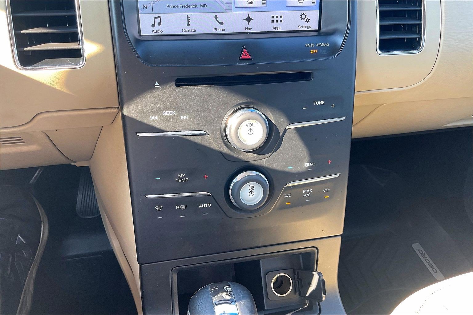 Used 2018 Ford Flex SEL w/ Equipment Group 202A AWD/4WD image 29