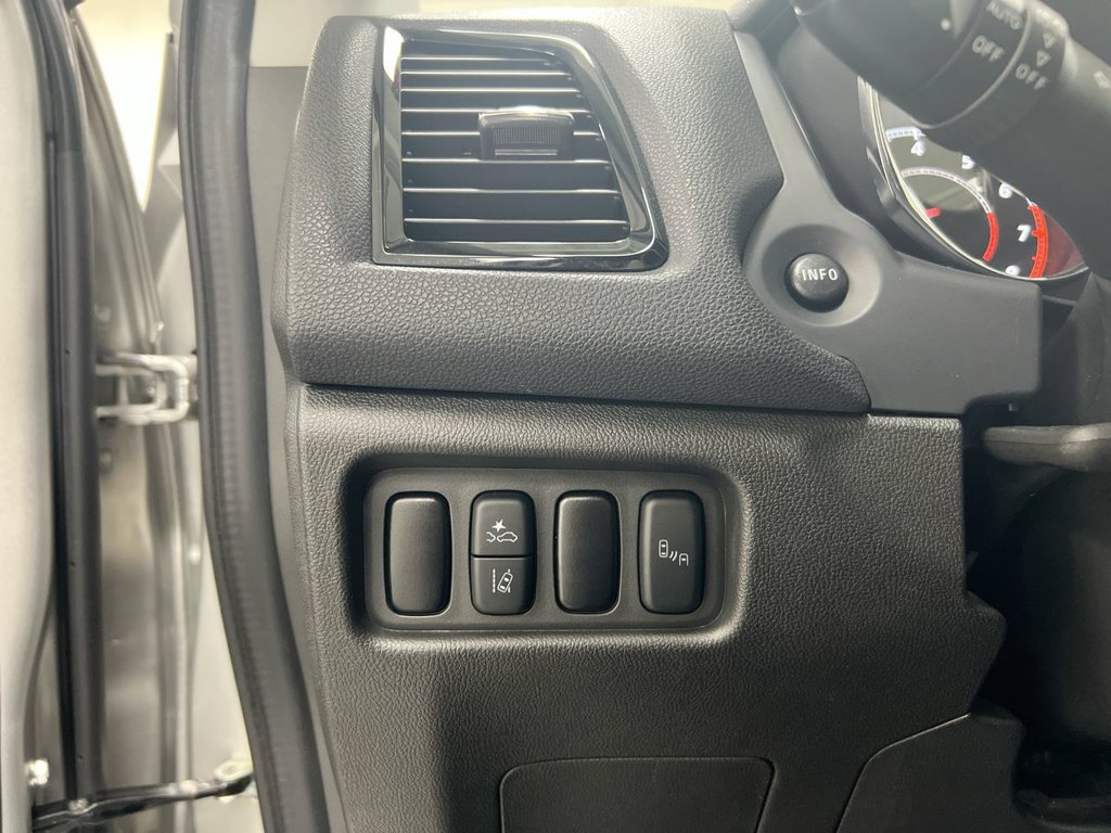 Used 2024 Mitsubishi Outlander Sport SE AWD/4WD image 18