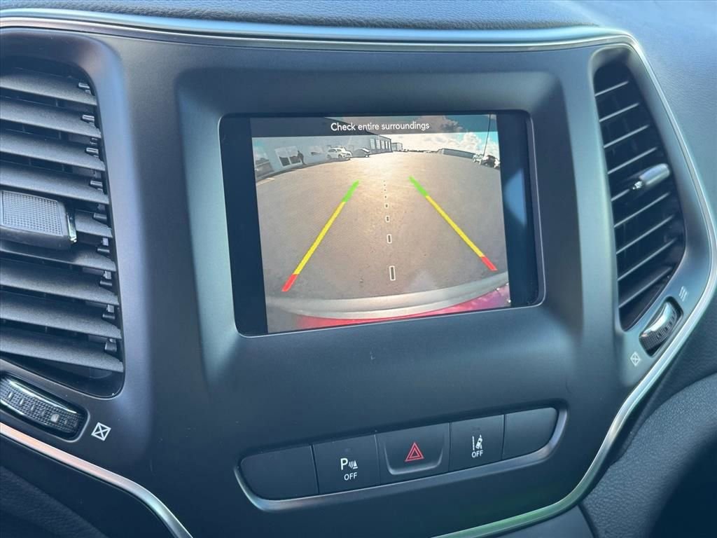 Used 2020 Jeep Cherokee Latitude Lux w/ Comfort/Convenience Group image 23