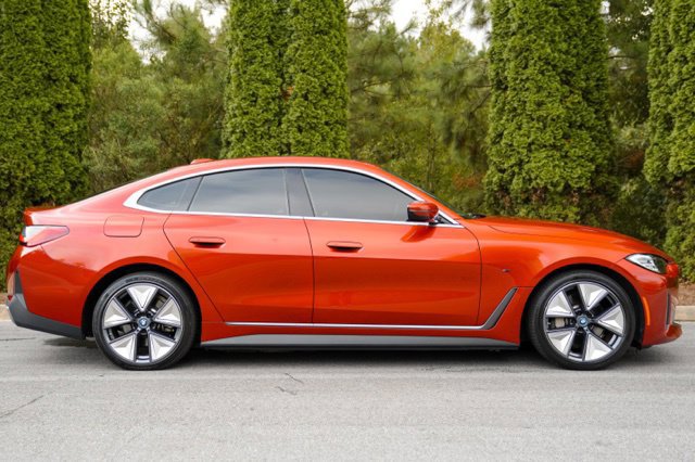 Used 2023 BMW i4 eDrive40 w/ Premium Package RWD image 8