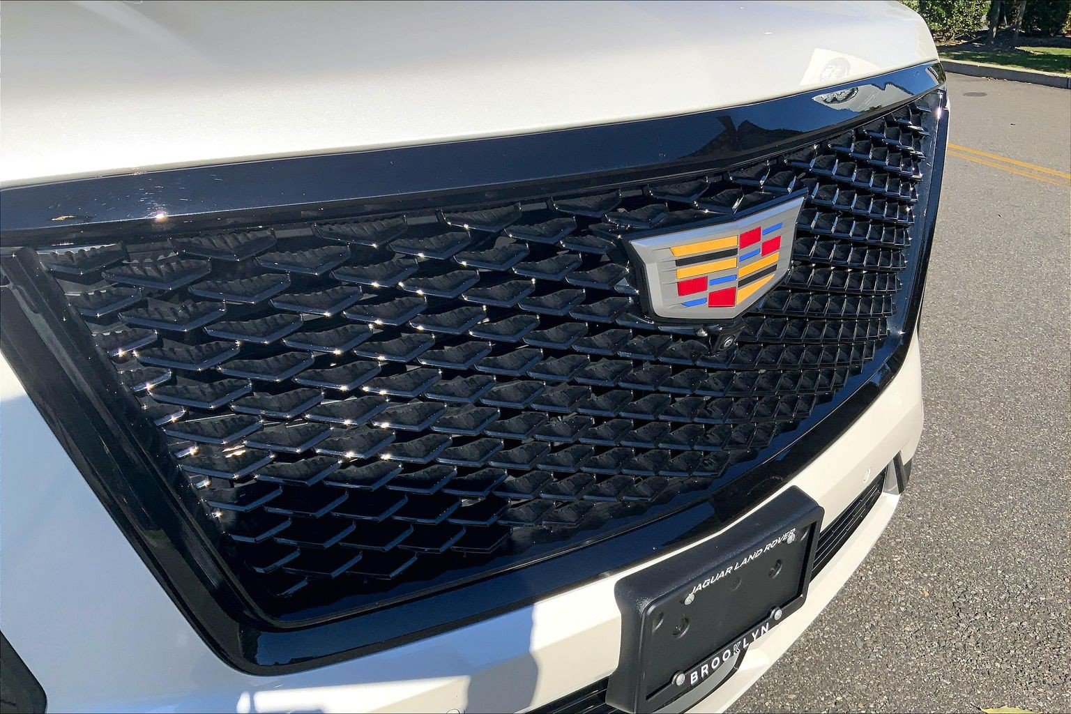 Used 2025 Cadillac Escalade Sport Platinum w/ LPO, Floor Liner Package AWD/4WD image 6