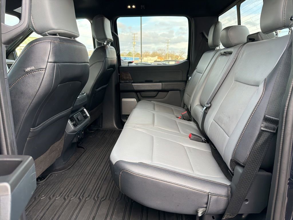 Used 2022 Ford F150 Lightning Lariat image 24