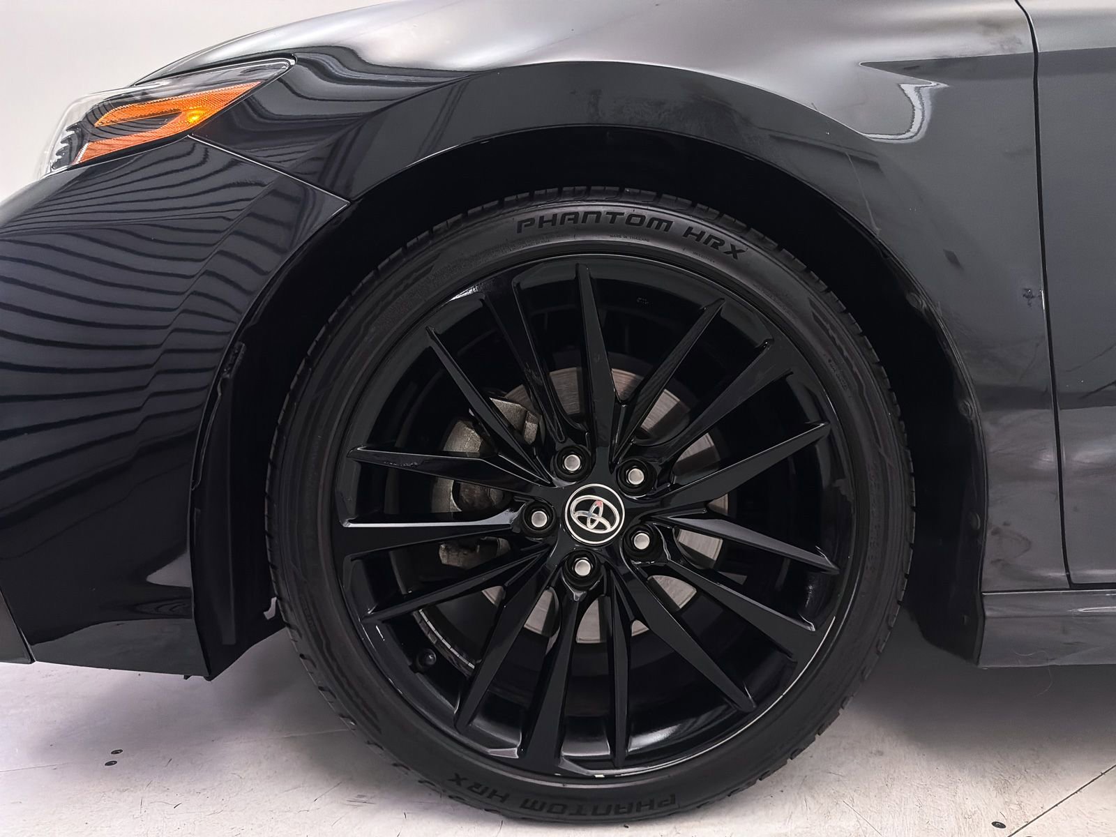 Used 2021 Toyota Camry XSE w/ Navigation Package FWD image 17