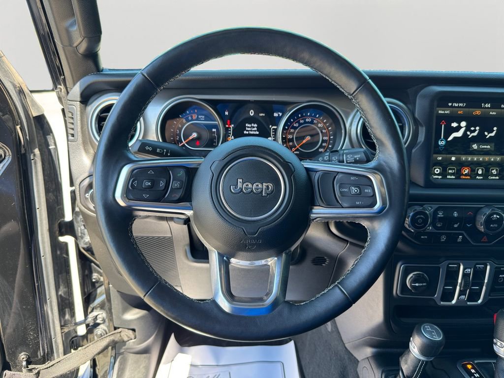 Used 2018 Jeep Wrangler Unlimited Sahara image 19