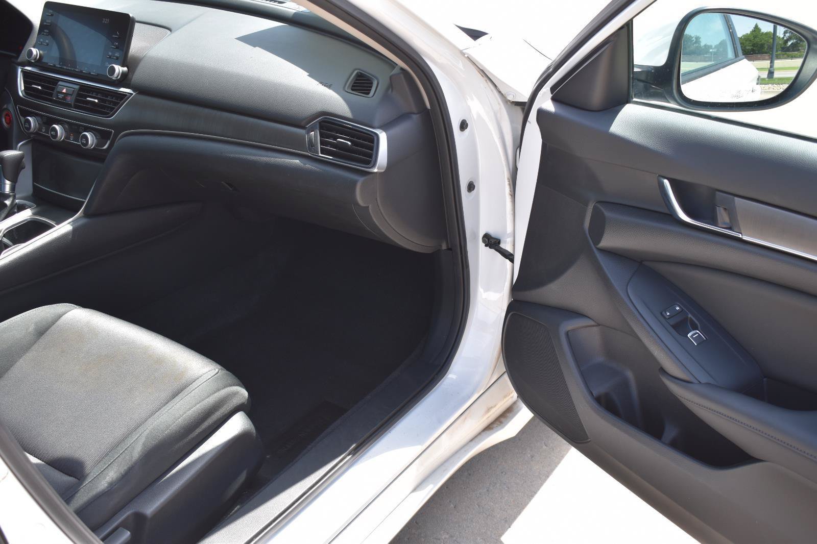 Used 2020 Honda Accord LX image 14