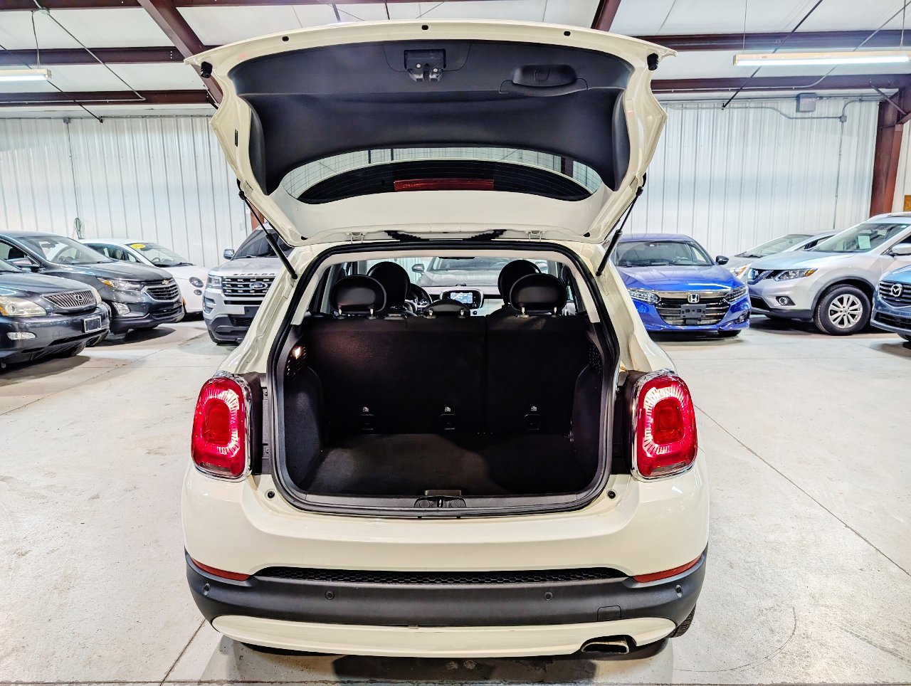 Used 2016 FIAT 500X Easy image 23