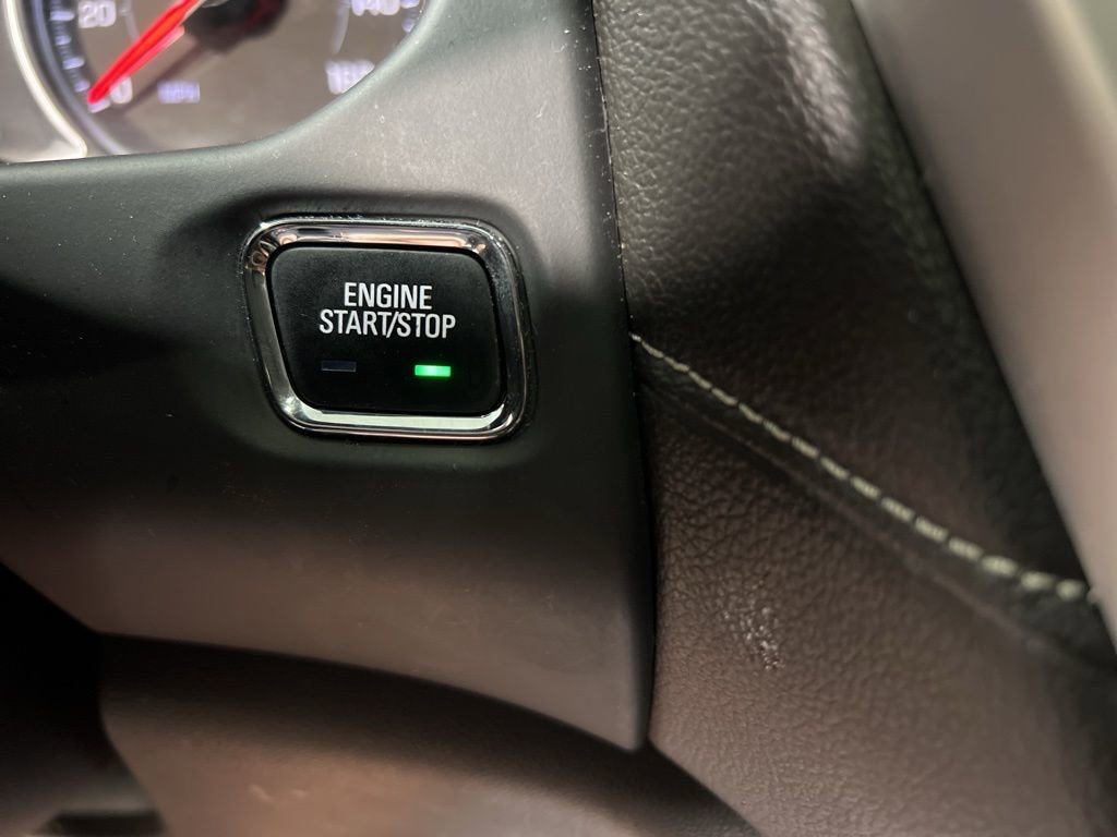 Used 2023 GMC Acadia SLT image 36