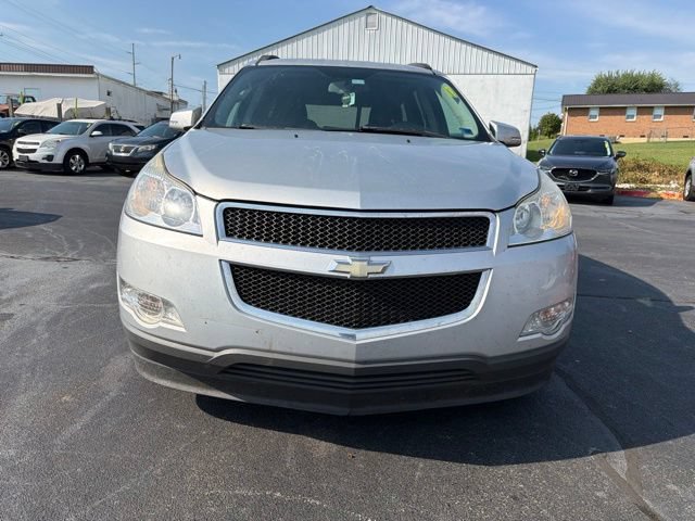 Used 2011 Chevrolet Traverse LT FWD image 3