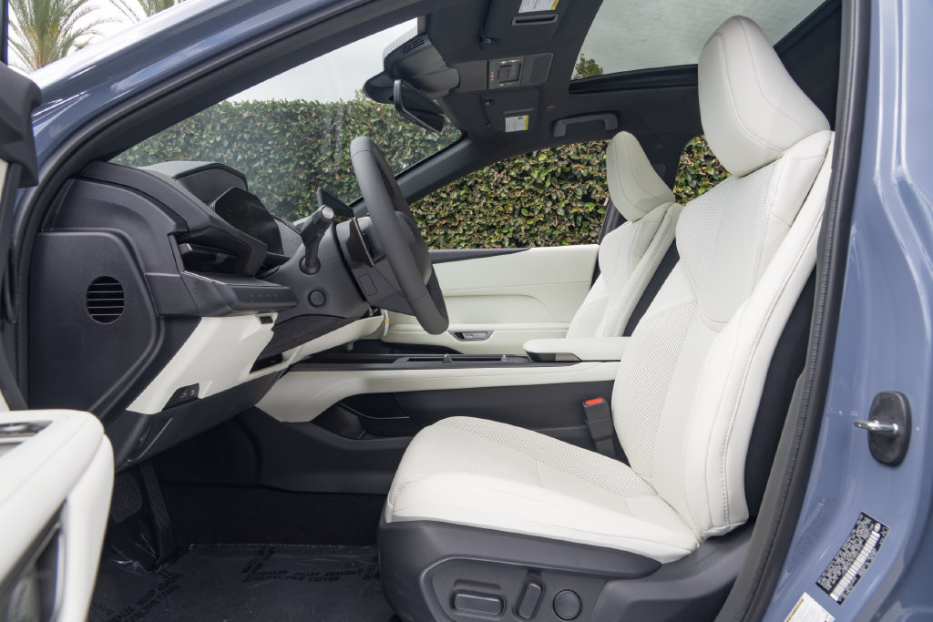 New 2026 Lexus ES 350h w/ Convenience Package FWD image 15