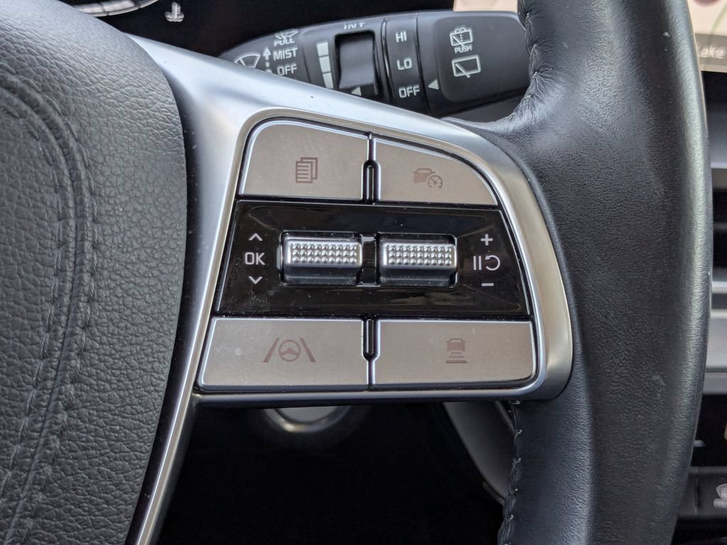 Used 2025 Kia Telluride S FWD image 38