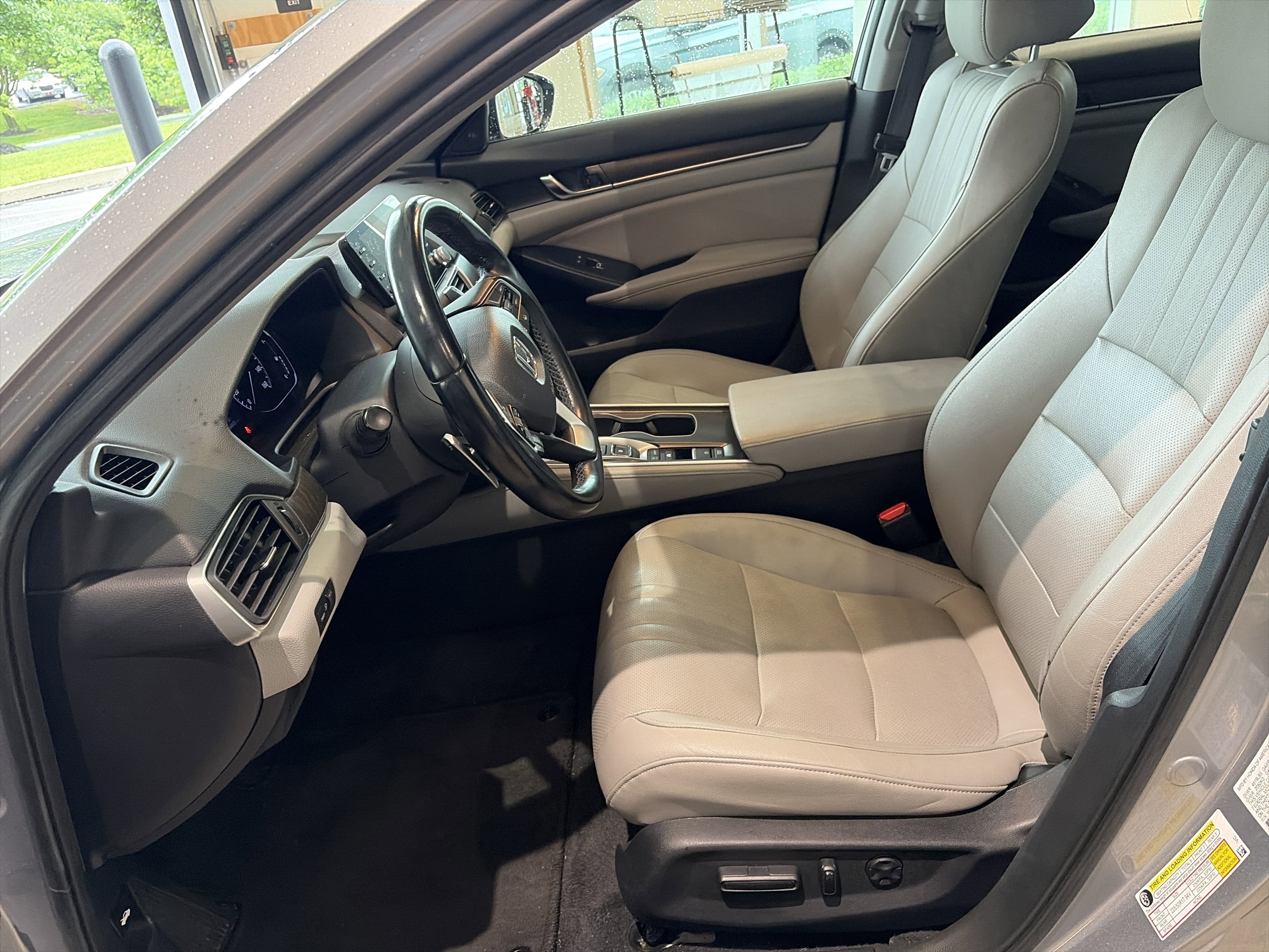 Used 2020 Honda Accord EX-L image 15