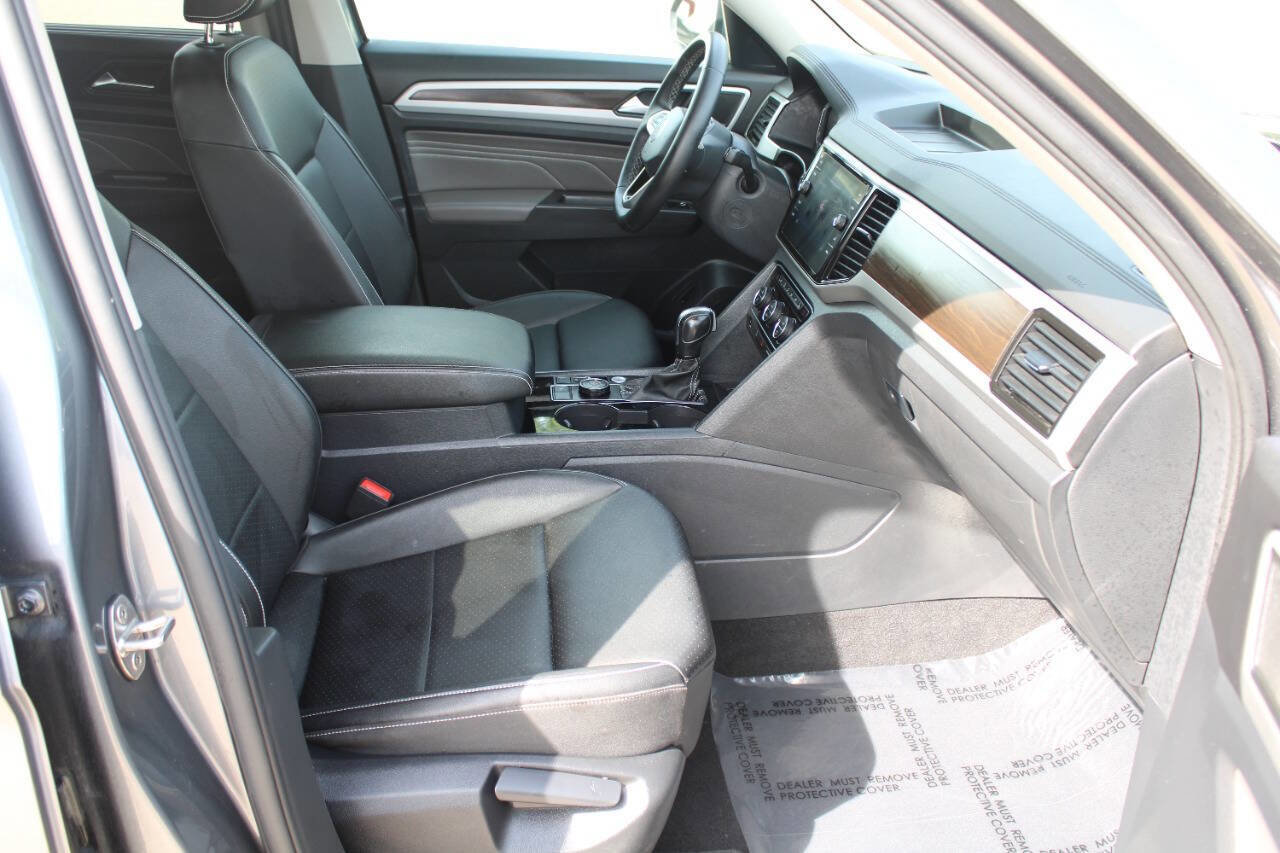 Used 2023 Volkswagen Atlas SE image 9