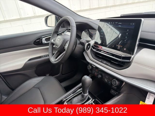 New 2026 Jeep Compass Limited image 36