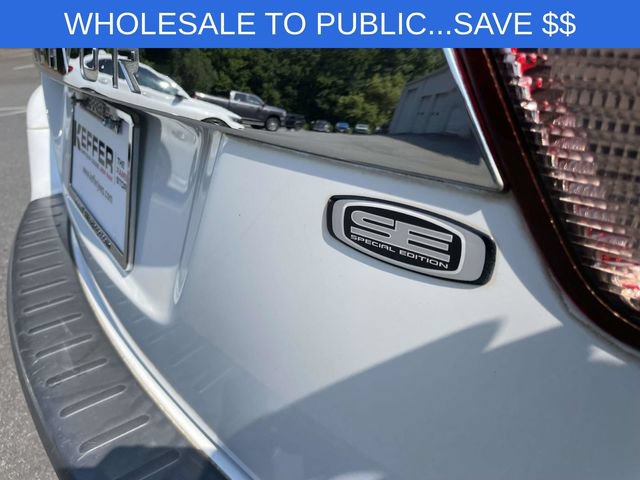 Used 2011 Mitsubishi Endeavor SE FWD image 9