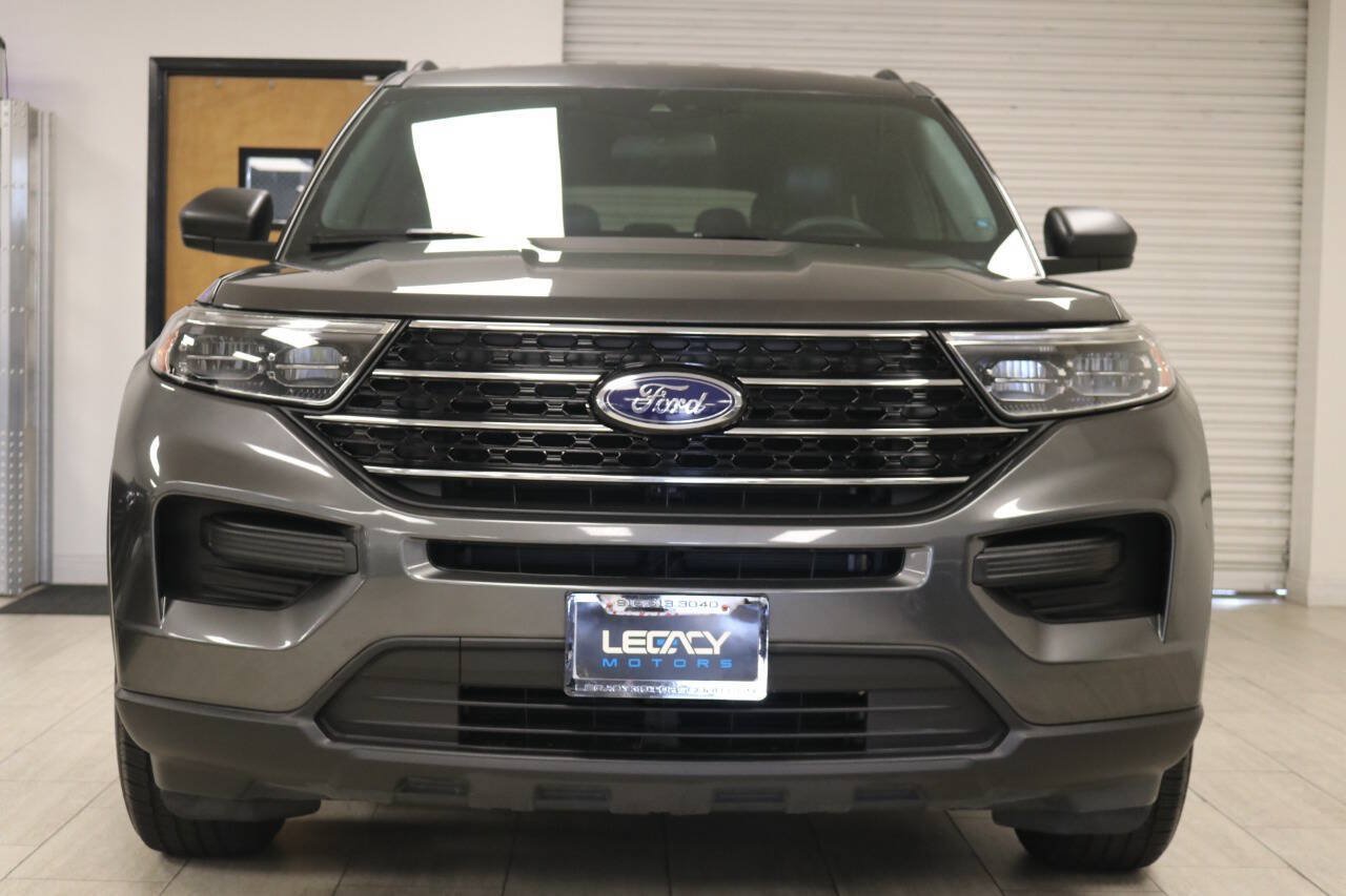 Used 2020 Ford Explorer XLT RWD image 4