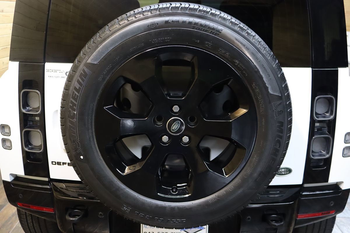 Used 2023 Land Rover Defender 90 SE AWD/4WD image 19