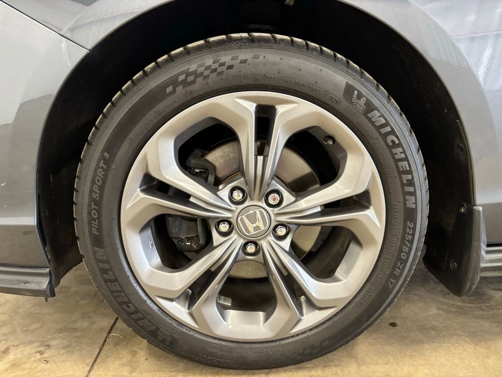 Used 2023 Honda Accord EX image 9